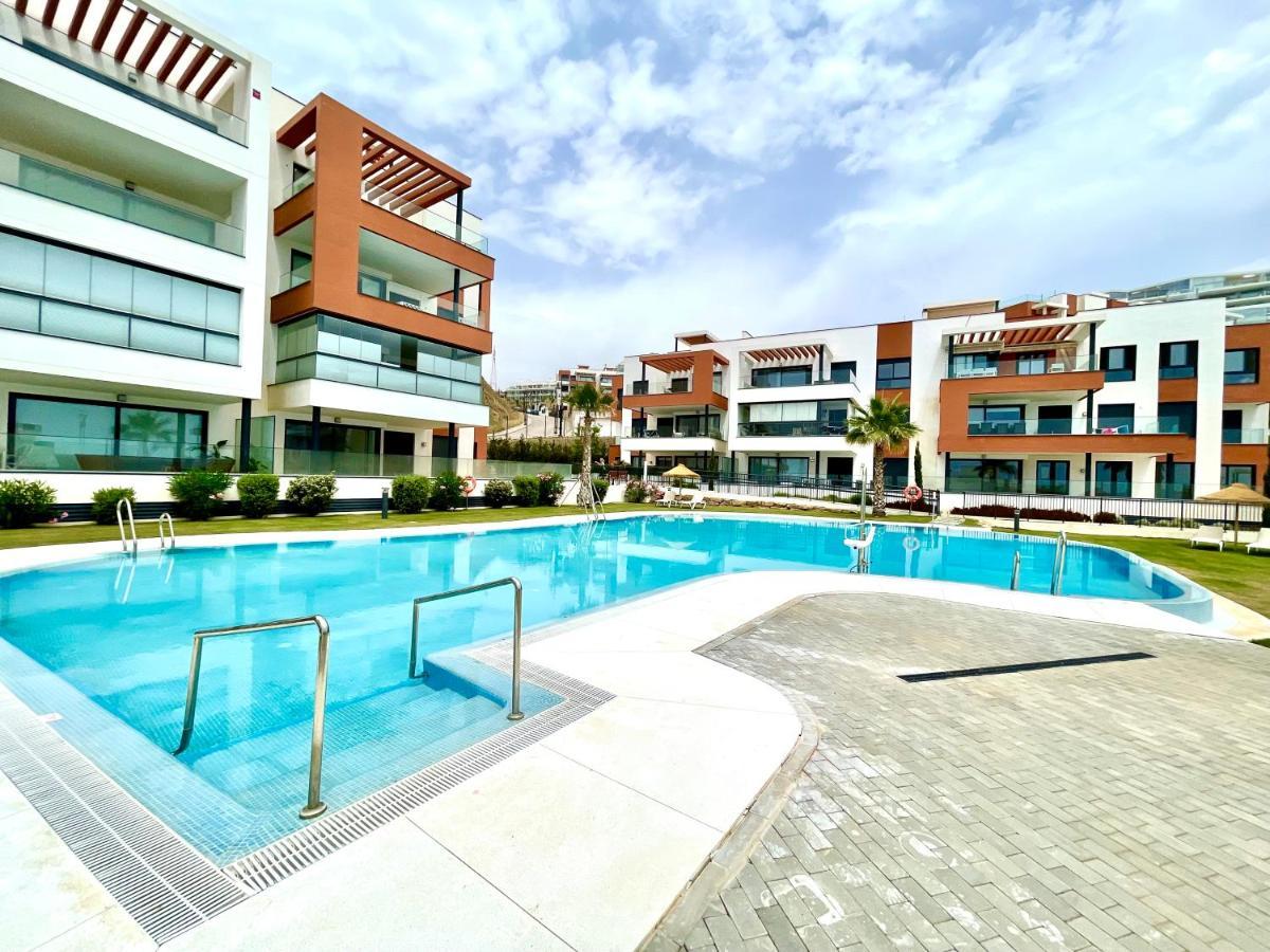 Luxury 3 Bedroom Apartment 300M From The Beach Fuengirola Eksteriør billede